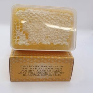 Lincolnshire raw cut comb close up